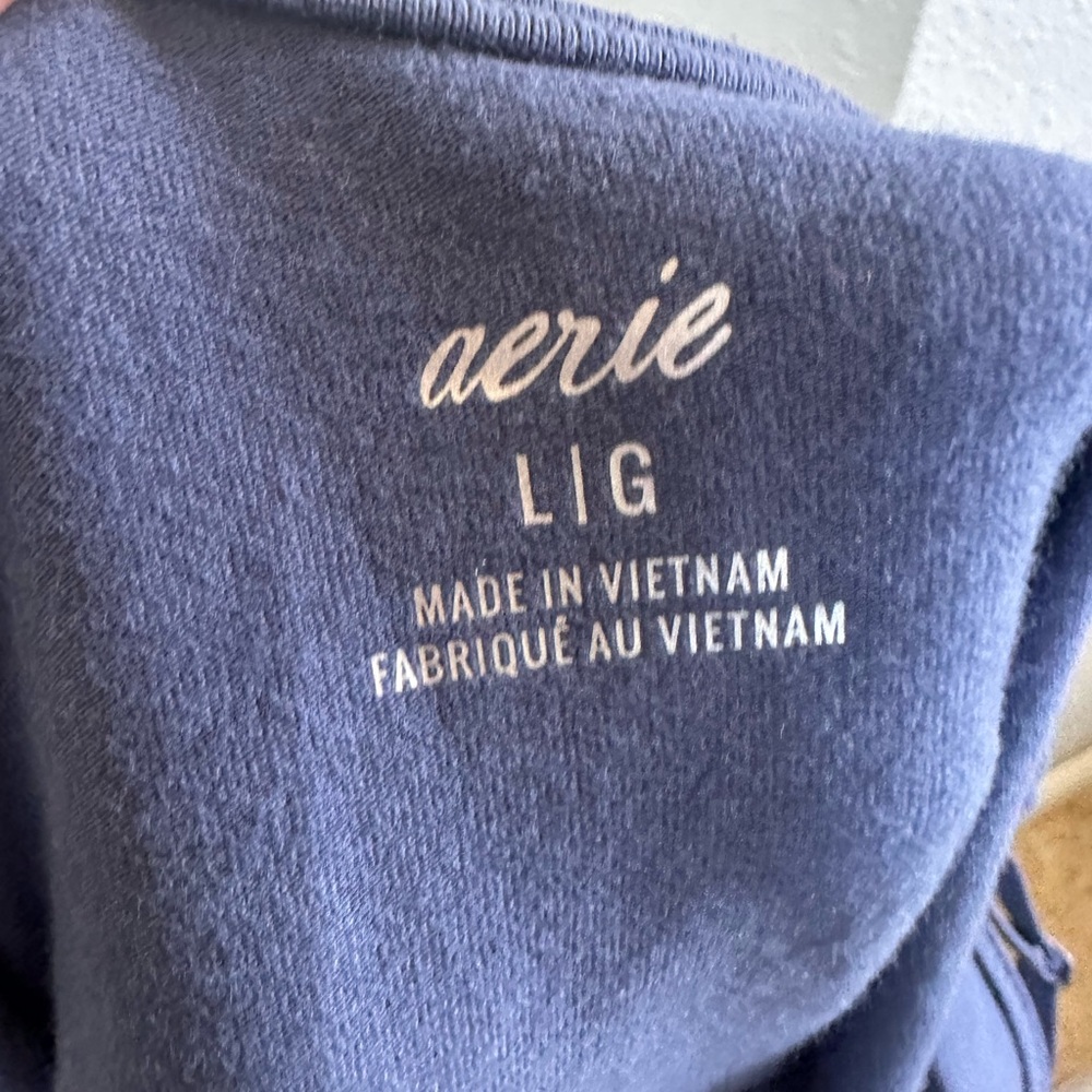 Blue Aerie at the barre jumper - Picture 3 of 5